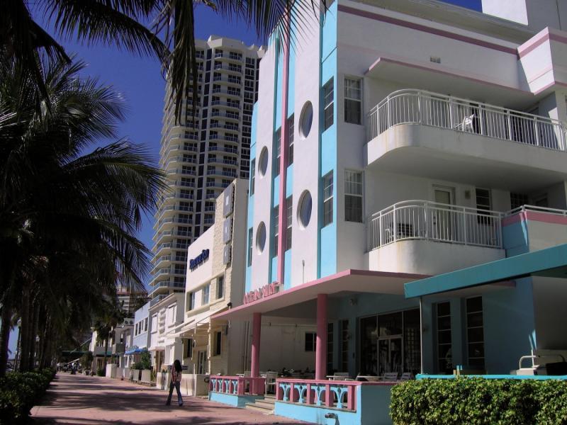 Ocean Surf Hotel Miami Beach Exterior photo