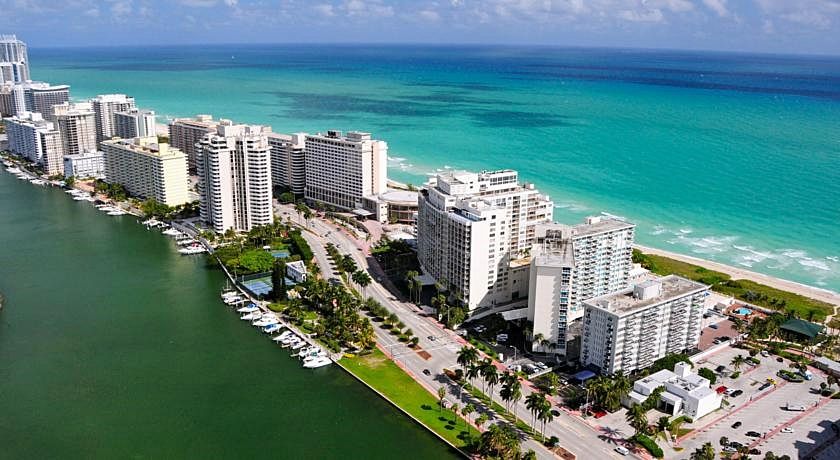 Ocean Surf Hotel Miami Beach Exterior photo